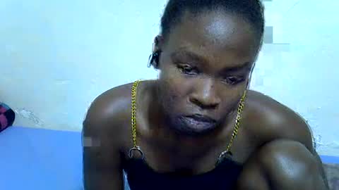 Snapshot of spicy_kittie chatting on 06-29-26, 02:07 Kittle online show from 06-29-26, 02:07