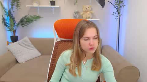 spicy_lexi online show from 10-15-25, 06:35