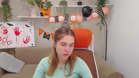 spicy_lexi online show from 10-20-25, 06:25