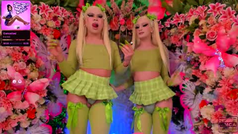 Snapshot of spicysluts chatting on 11-01-25, 02:02 Alison Sharon online show from 11-01-25, 02:02