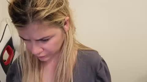 FREE ONLY FANSy online show from 09-25-25, 06:22