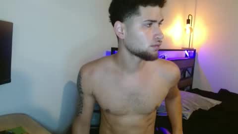 Splash8x online show from 10-31-25, 03:57