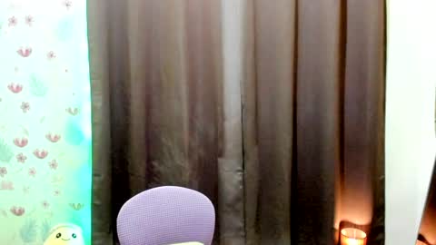 Snapshot of splendid_kim08 chatting on 07-07-26, 09:46 Kimmy online show from 07-07-26, 09:46