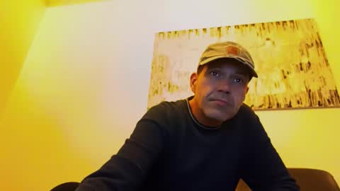 Snapshot of spliffray chatting on 05-09-26, 10:37 spliffray online show from 05-09-26, 10:37