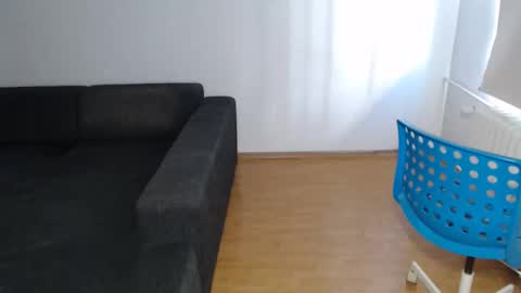 Doll online show from 03-05-25, 11:38