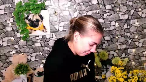 Karina online show from 10-22-25, 06:57