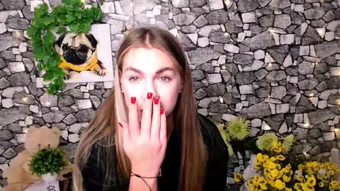 Karina online show from 10-23-25, 08:57