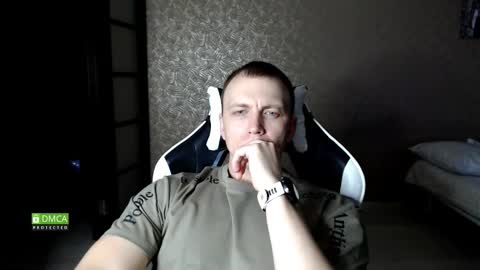 Alex online show from 12-17-25, 03:18