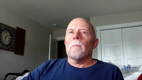 Snapshot of sportfish chatting on 10-25-25, 08:36 sportfish online show from 10-25-25, 08:36