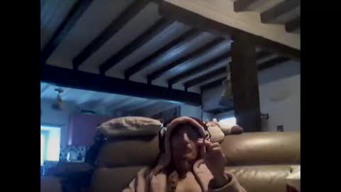 Snapshot of squealer69 chatting on 11-17-25, 03:07 squealer69 online show from 11-17-25, 03:07