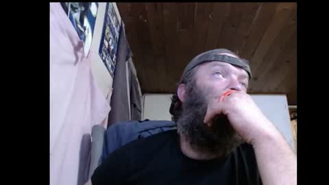 Snapshot of squegly chatting on 09-13-25, 09:31 Bryan online show from 09-13-25, 09:31