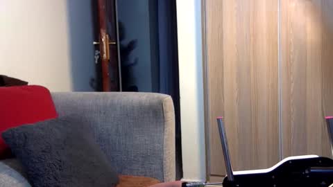 slutty online show from 04-04-26, 12:42