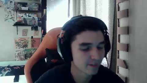 Snapshot of srikovnikita chatting on 11-03-25, 08:37 Small Boy online show from 11-03-25, 08:37