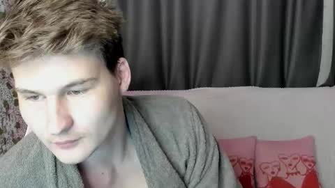 Snapshot of srygafon chatting on 10-16-25, 05:03 MARCUS online show from 10-16-25, 05:03