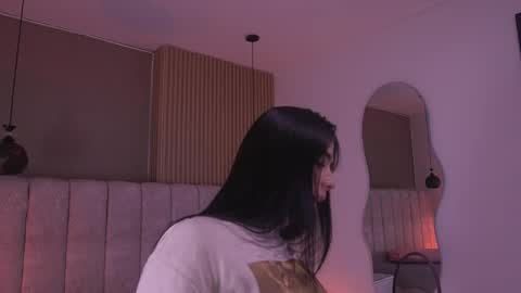 Snapshot of ss_samantha chatting on 06-03-26, 07:19 samantha online show from 06-03-26, 07:19