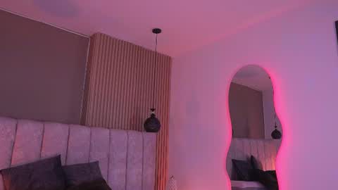 Snapshot of ss_samantha chatting on 07-01-26, 07:13 samantha online show from 07-01-26, 07:13