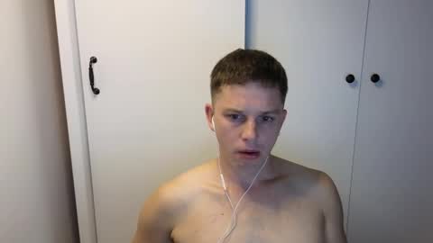 Snapshot of st1vemaster01 chatting on 09-30-25, 03:50 st1vemaster01 online show from 09-30-25, 03:50