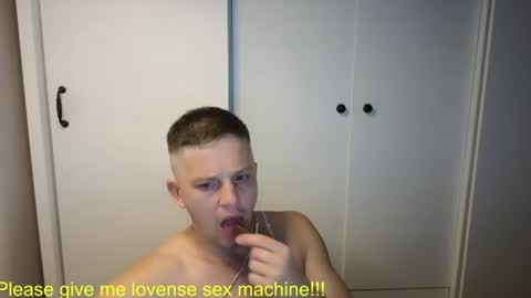 st1vemaster01 online show from 07-12-26, 01:46