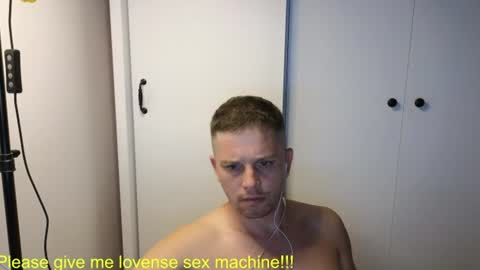 st1vemaster01 online show from 07-15-26, 02:22