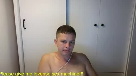 st1vemaster01 online show from 07-24-26, 02:37