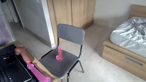 Snapshot of st_amor chatting on 12-30-24, 10:21 St Amor online show from 12-30-24, 10:21