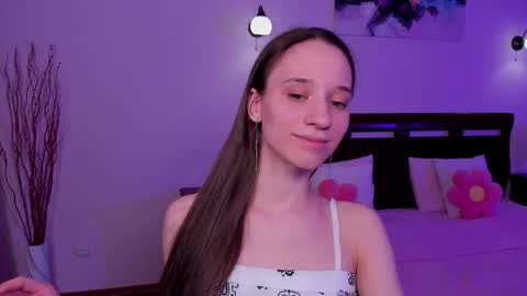 Snapshot of staceycutie chatting on 03-01-26, 05:15 StaceyCutie online show from 03-01-26, 05:15