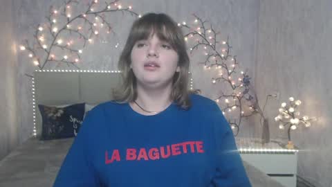 Stacey online show from 04-17-26, 05:16