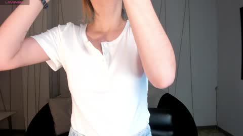 Stacy Woods online show from 05-16-26, 11:42