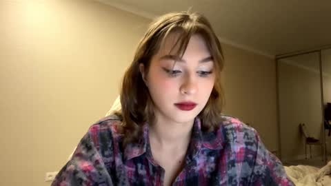 Snapshot of stacicurren chatting on 02-19-26, 03:08 Elli online show from 02-19-26, 03:08