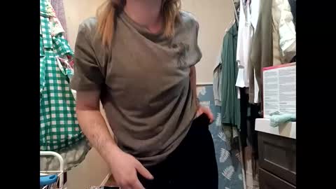 Snapshot of stacisavige chatting on 01-14-25, 06:02 Sinserity online show from 01-14-25, 06:02