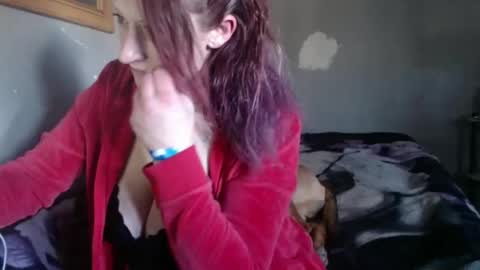 Snapshot of stacisavige chatting on 01-16-26, 10:14 Sinserity online show from 01-16-26, 10:14