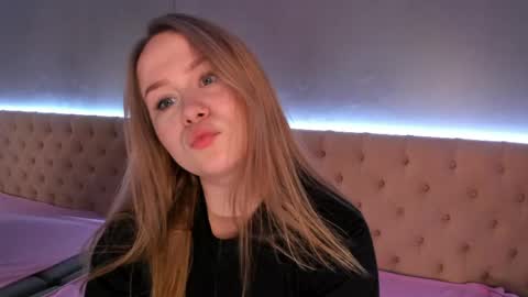 Snapshot of stacy_moorexx chatting on 05-09-26, 08:47 STACY online show from 05-09-26, 08:47