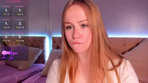 Snapshot of stacy_moorexx chatting on 05-20-26, 08:48 STACY online show from 05-20-26, 08:48