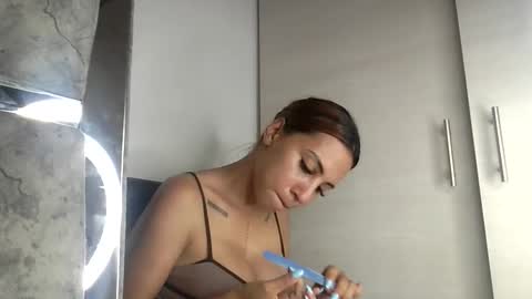 Snapshot of stacy_queen chatting on 04-10-26, 04:12 Stacy Queen online show from 04-10-26, 04:12