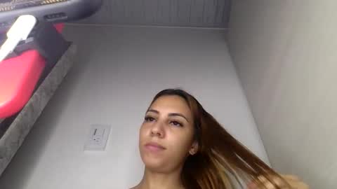Snapshot of stacy_queen chatting on 04-15-26, 02:40 Stacy Queen online show from 04-15-26, 02:40