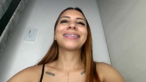 Snapshot of stacy_queen chatting on 04-19-26, 02:44 Stacy Queen online show from 04-19-26, 02:44
