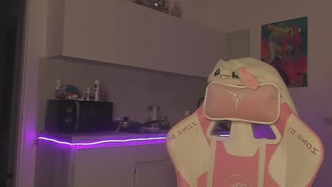 Snapshot of stacy_quinst chatting on 12-03-24, 12:57 Stacy online show from 12-03-24, 12:57