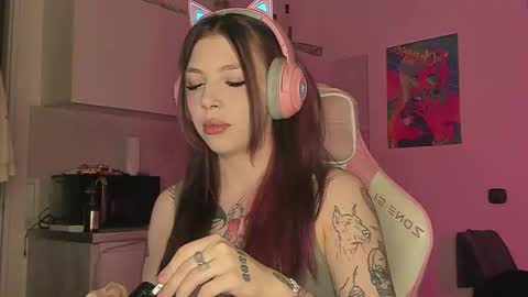 Snapshot of stacy_quinst chatting on 10-09-25, 03:32 Stacy online show from 10-09-25, 03:32