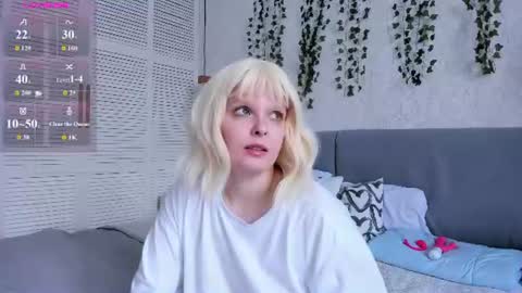 Snapshot of stacy_starrrr chatting on 07-19-26, 12:53 Stacy online show from 07-19-26, 12:53