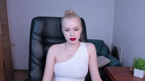 Stacy Western online show from 02-12-26, 01:06