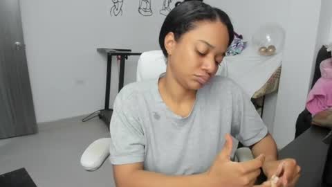 Snapshot of stacy_woods chatting on 07-12-26, 02:13 Zulma Yisset online show from 07-12-26, 02:13