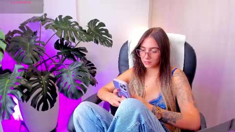 Snapshot of stacyconner chatting on 07-18-26, 07:50 Stacy Conner online show from 07-18-26, 07:50