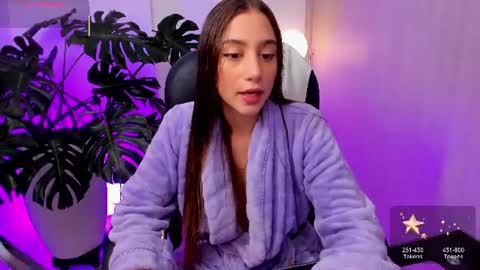 Snapshot of stacyconner chatting on 07-19-26, 11:52 Stacy Conner online show from 07-19-26, 11:52