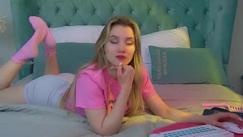 StacyEvances online show from 01-17-26, 07:24