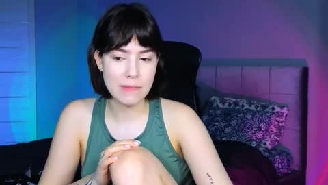 Snapshot of stacygonzales_ chatting on 02-25-26, 08:46 Bye bye dear See you on December 3st online show from 02-25-26, 08:46