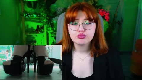 Snapshot of stacyjensen chatting on 04-22-26, 09:33 Stasey online show from 04-22-26, 09:33