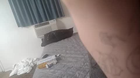 Straightupdownbad online show from 02-13-26, 09:16