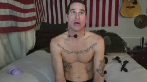 Snapshot of staloney21 chatting on 02-12-26, 09:48 staloney online show from 02-12-26, 09:48