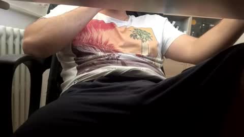 Snapshot of stang_ chatting on 09-14-25, 04:06 stang_ online show from 09-14-25, 04:06