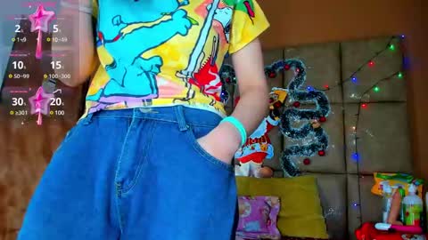 Estrella online show from 12-28-24, 11:41